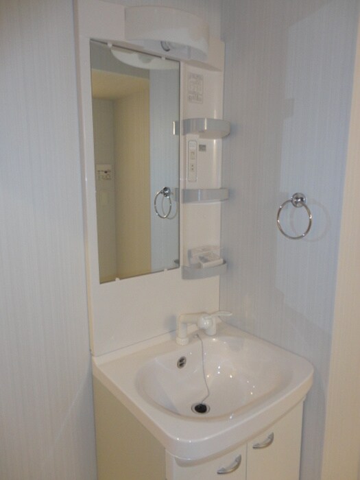 物件内観写真8　(洗面)
