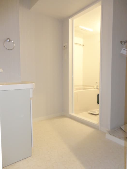 物件内観写真9　(洗面)