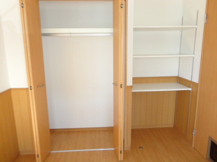 物件内観写真21　(収納)
