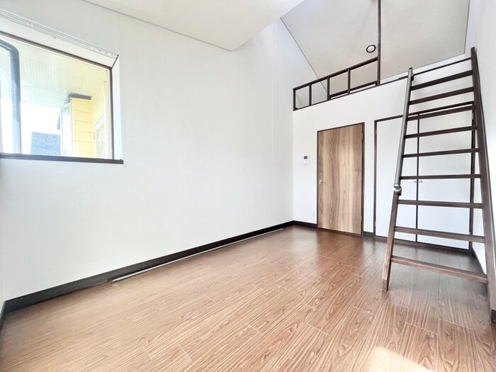 物件内観写真7　(居室)