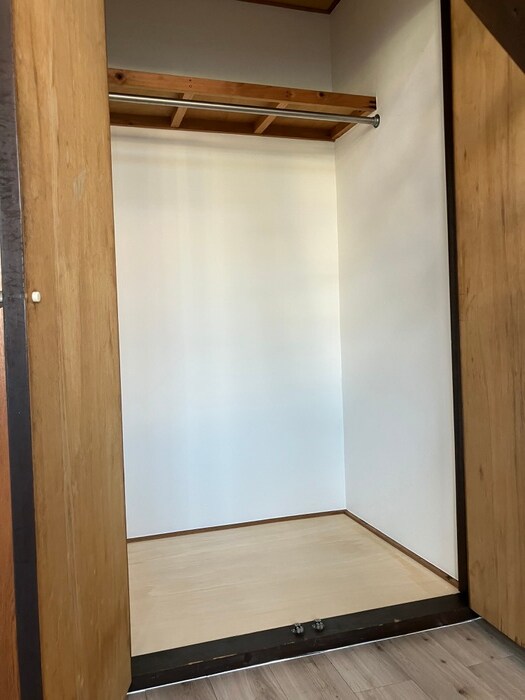 物件内観写真10　(収納)