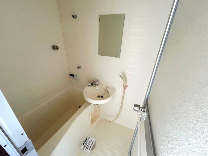 物件内観写真12　(バス／シャワールーム等)