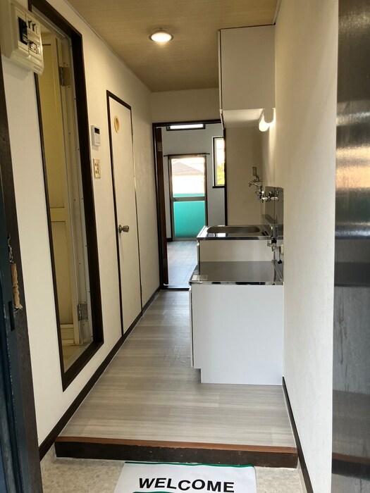 物件内観写真18　(廊下)