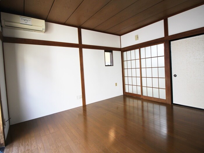 物件内観写真9　(居室)