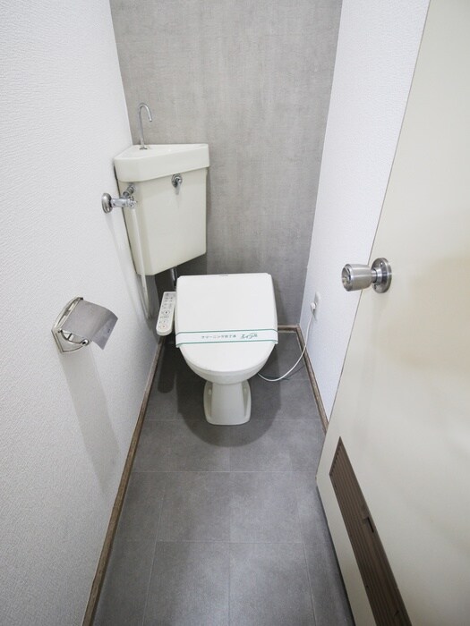 物件内観写真15　(トイレ)