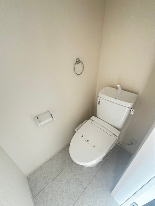 物件内観写真11　(トイレ)