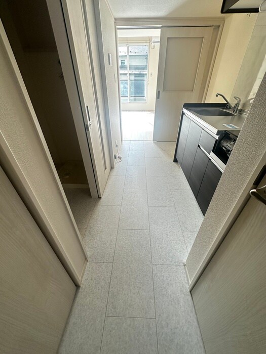 物件内観写真15　(廊下)