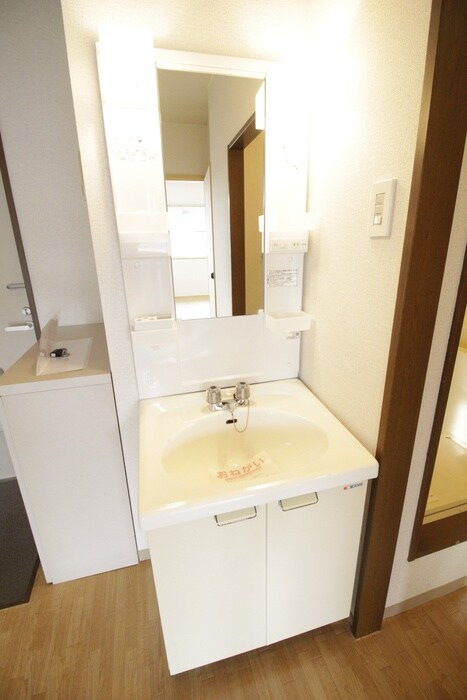 物件内観写真10　(洗面)