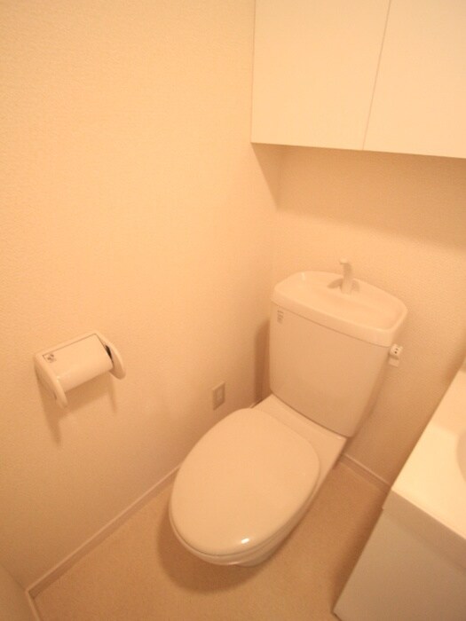 物件内観写真12　(トイレ)