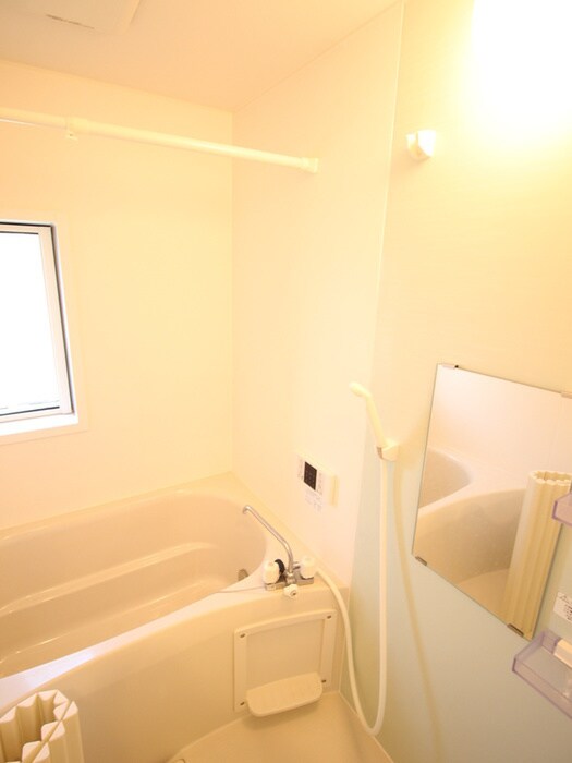 物件内観写真10　(バス／シャワールーム等)