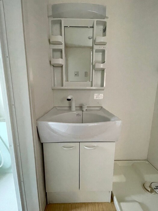 物件内観写真10　(洗面)