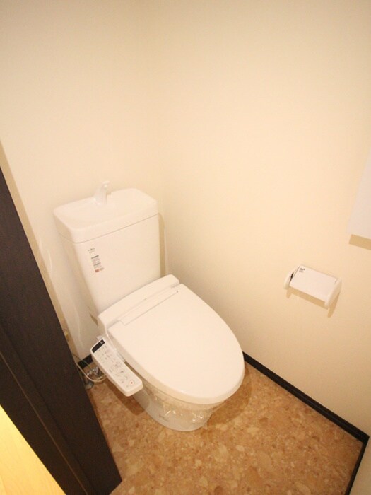 物件内観写真12　(トイレ)