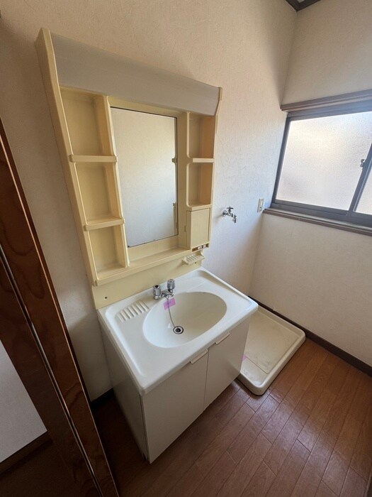 物件内観写真13　(洗面)