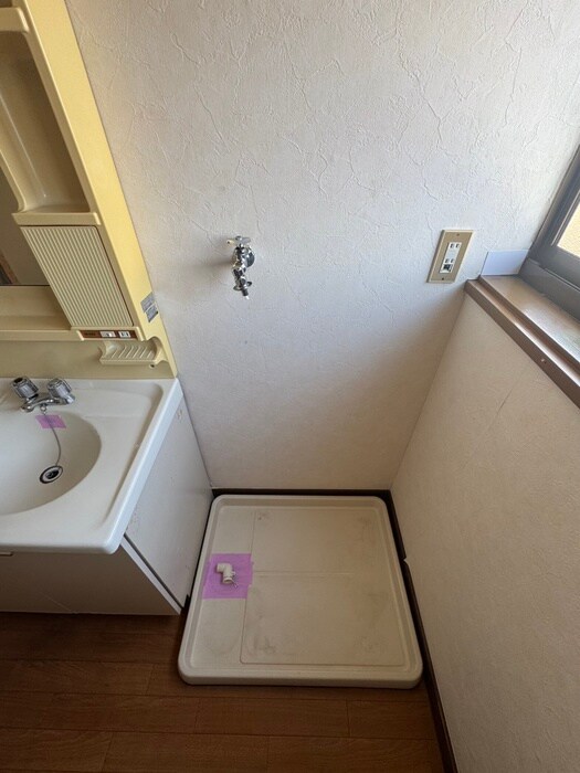 物件内観写真20　(洗濯機置場)