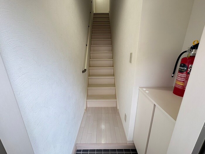 物件内観写真17　(廊下)