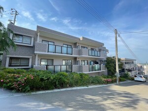 カ－サベルデ中山Ｂ棟外観写真