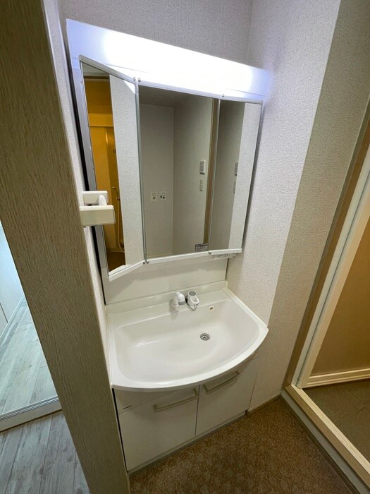 物件内観写真12　(洗面)