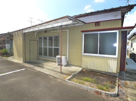 本町貸家１５号室外観写真