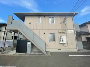 ラ・シャンブル沖野外観写真
