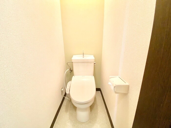 物件内観写真12　(トイレ)