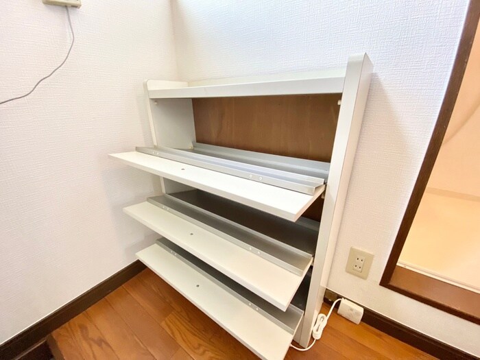 物件内観写真15　(靴箱)