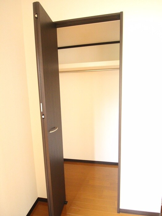 物件内観写真11　(収納)