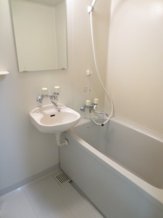 物件内観写真13　(バス／シャワールーム等)