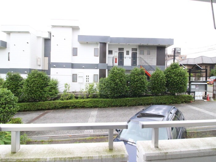 物件内観写真14　(室内からの展望)