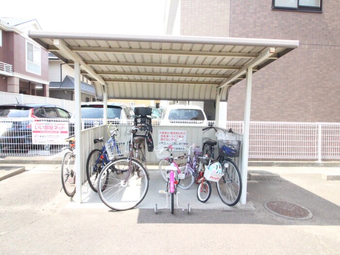 メゾン・ド・エスポワールの駐輪場