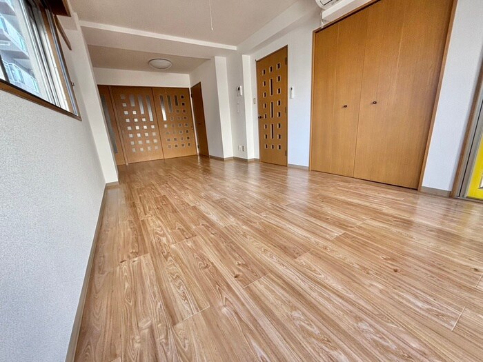 物件内観写真8　(居室)