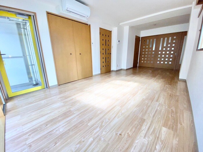 物件内観写真9　(居室)