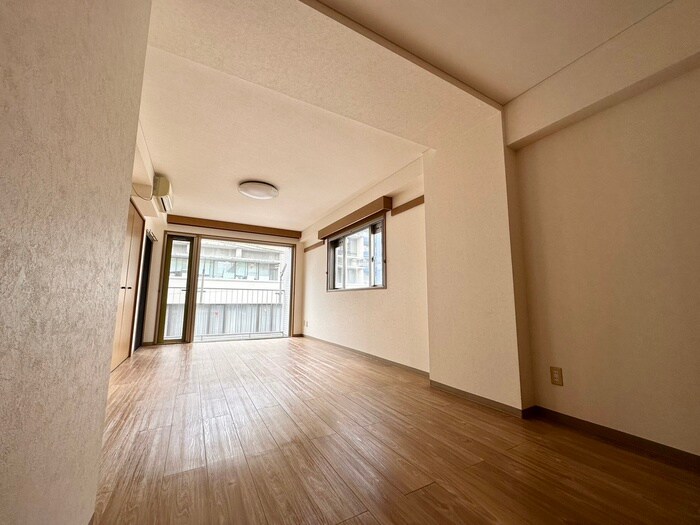 物件内観写真10　(居室)