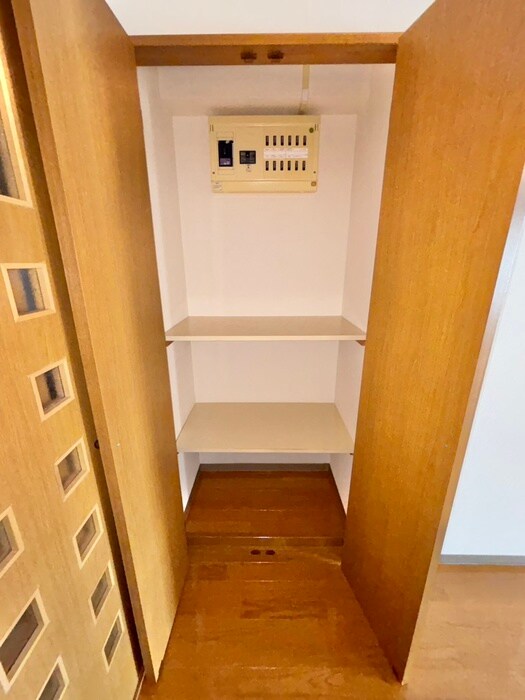物件内観写真19　(靴箱)
