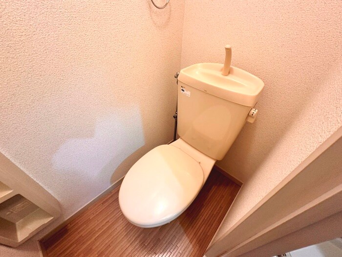 物件内観写真16　(トイレ)