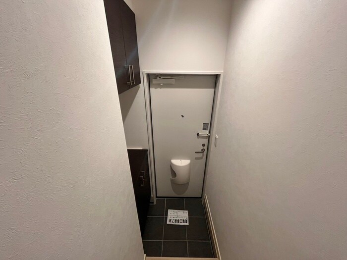 物件内観写真17　(玄関)