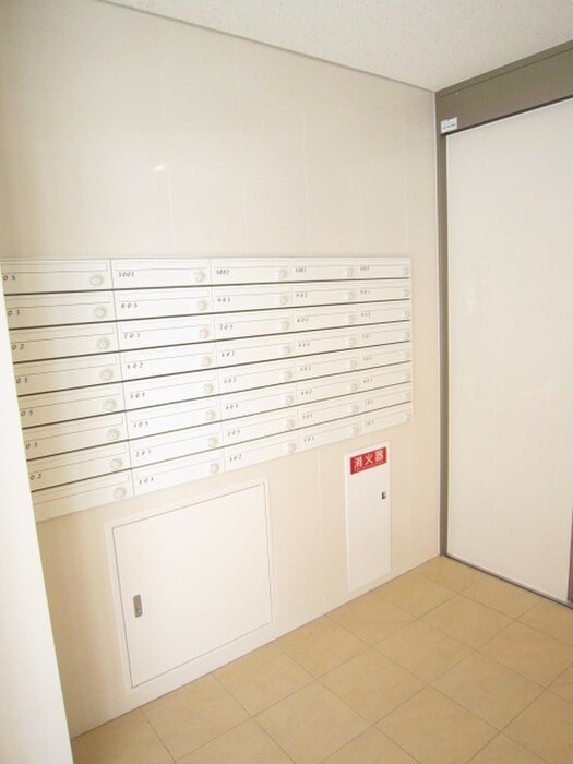 物件外観写真6　(建物設備)