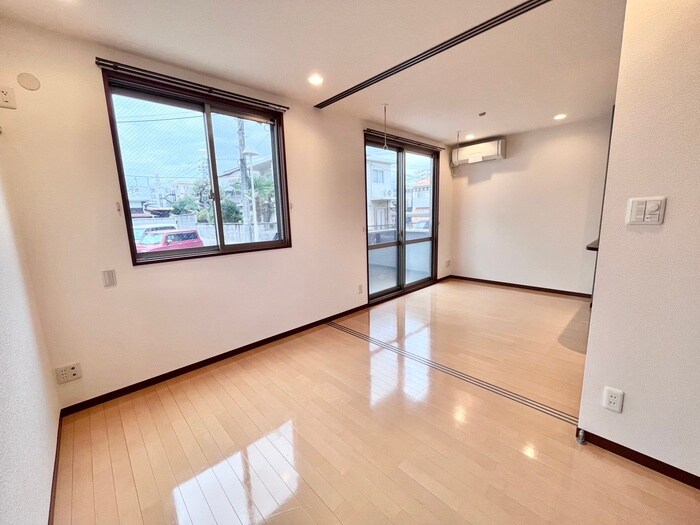 物件内観写真10　(居室)