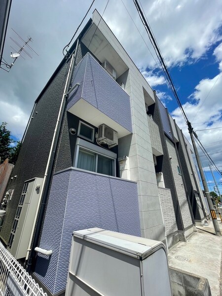 マウシェス南仙台外観写真