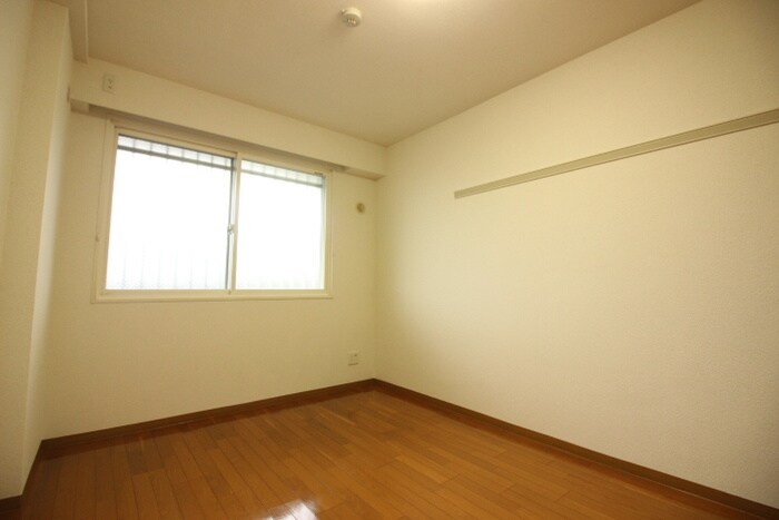 物件内観写真19　(居室)