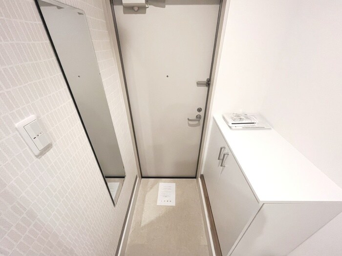 物件内観写真22　(玄関)