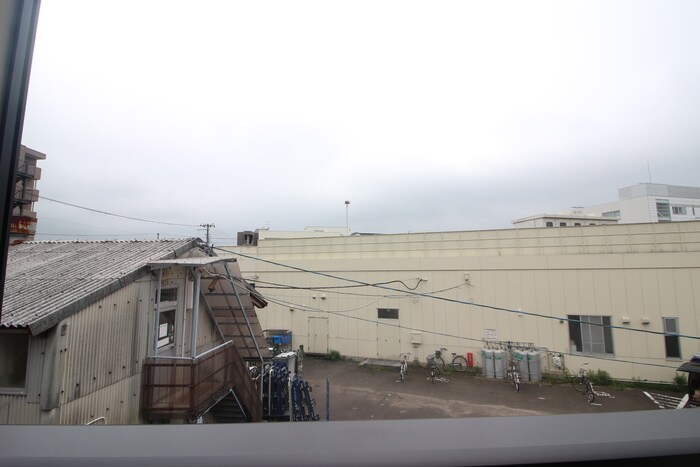 物件内観写真17　(室内からの展望)