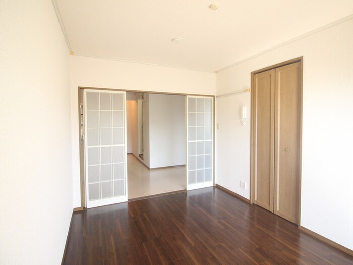 物件内観写真6　(居室)