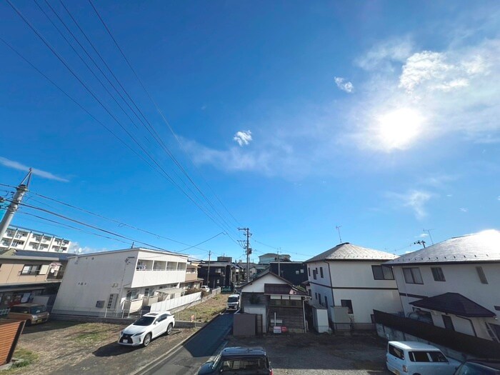 物件内観写真22　(室内からの展望)