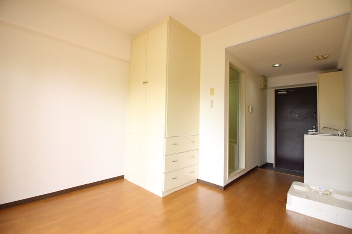 物件内観写真8　(居室)