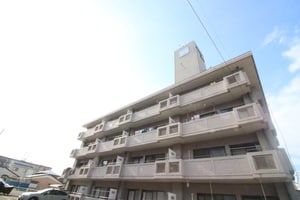 アルファコートＢ棟外観写真