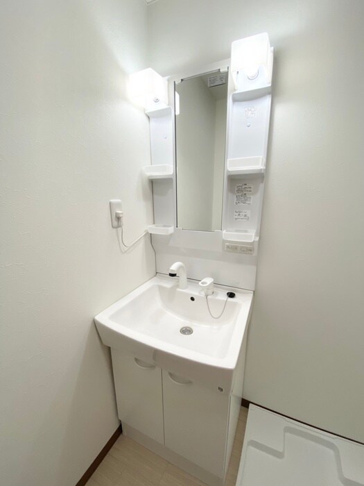 物件内観写真15　(洗面)