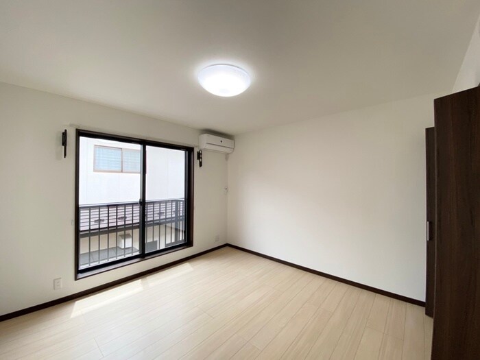 物件内観写真22　(居室)