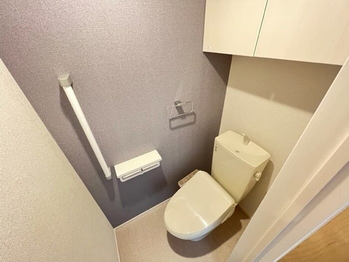 物件内観写真11　(トイレ)
