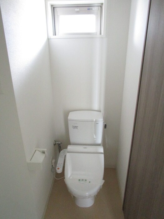 物件内観写真13　(トイレ)