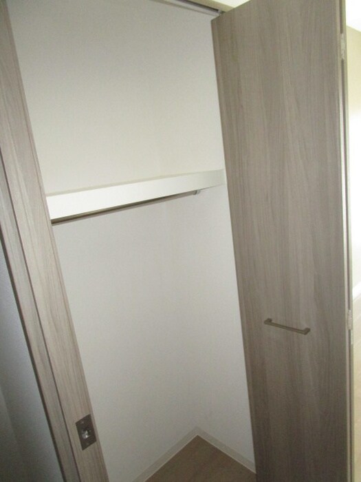 物件内観写真15　(収納)